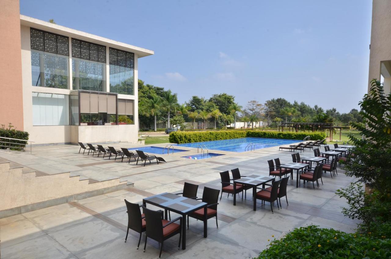 Spree Resort At Century Wintersun Dod Ballāpur Esterno foto