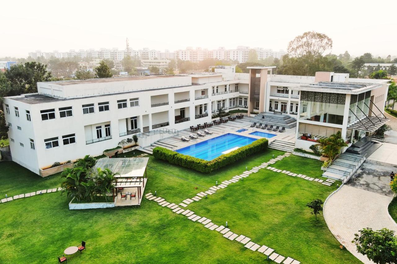 Spree Resort At Century Wintersun Dod Ballāpur Esterno foto